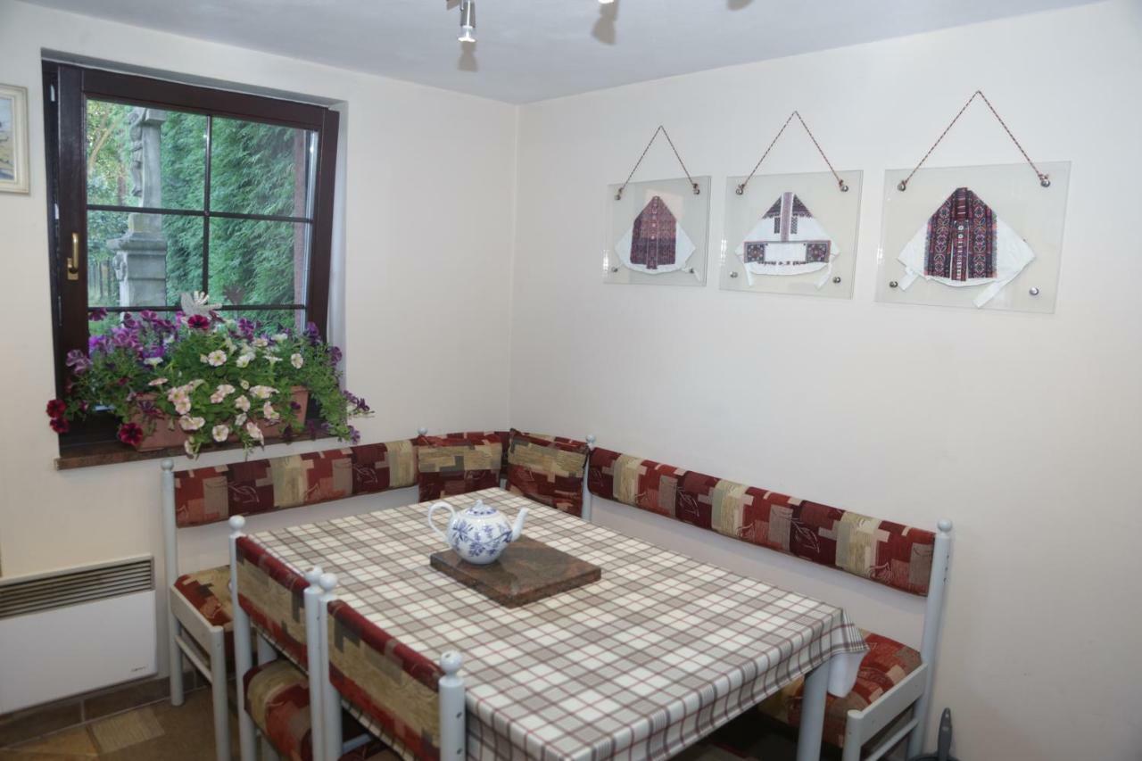 Apartman Kristina Ivachnová 49 Bešeňová Exterior foto
