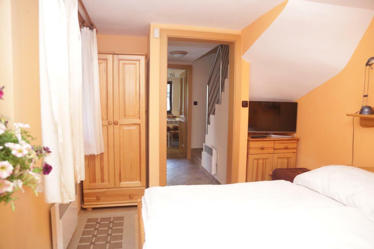 Apartman Kristina Ivachnová 49 Bešeňová Exterior foto